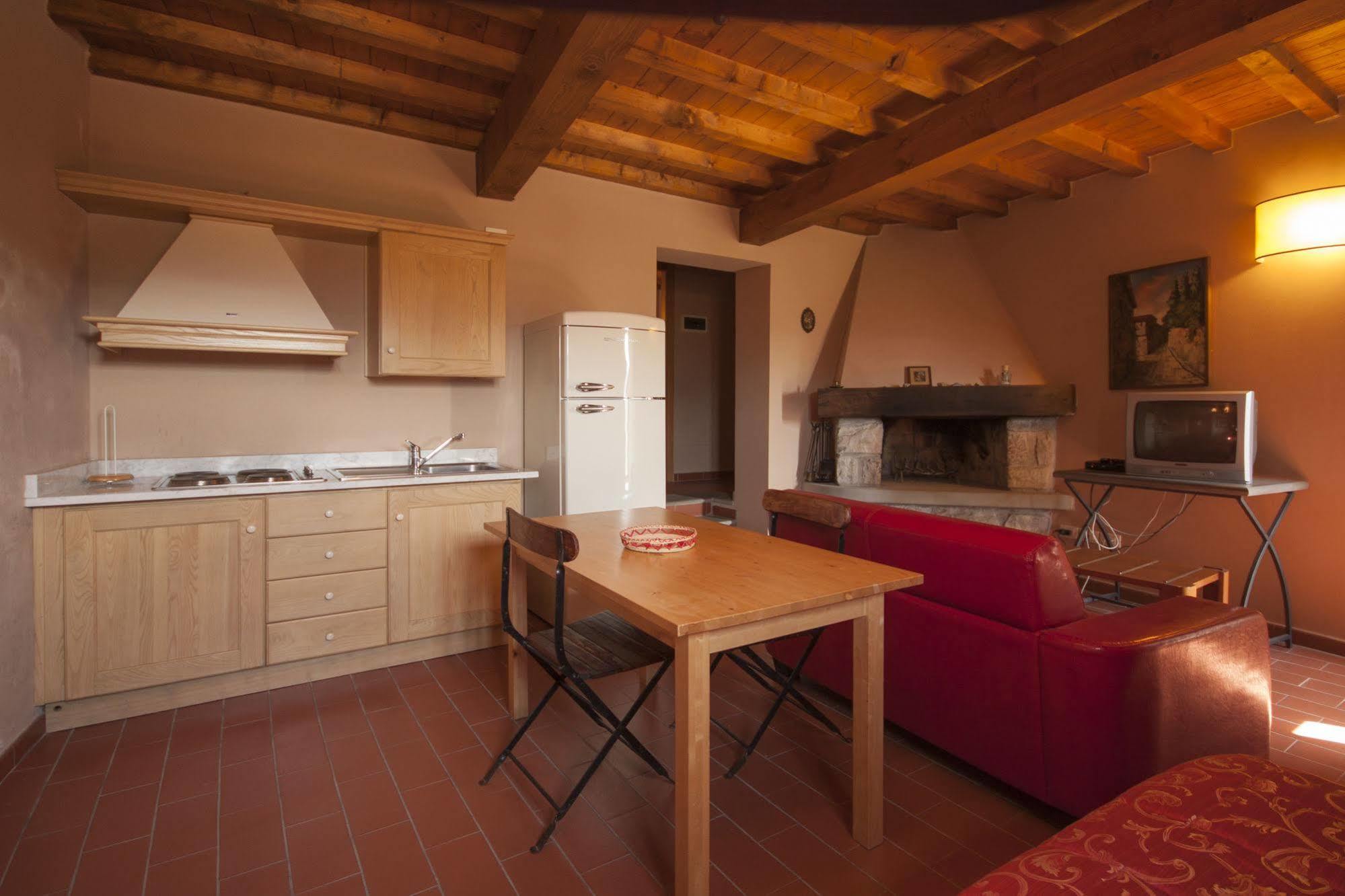 Gli Orzali Aparthotel Firenzuola Exterior foto